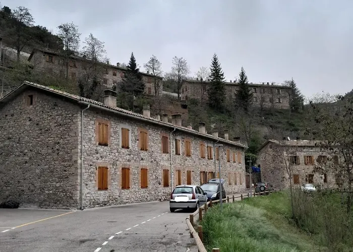 Duplex 4 En Cercs, Berga- A 30 Mins Del Pedraforca Apartman Sant Corneli