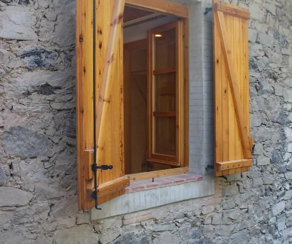 Duplex 4 En Cercs, Berga- A 30 Mins Del Pedraforca